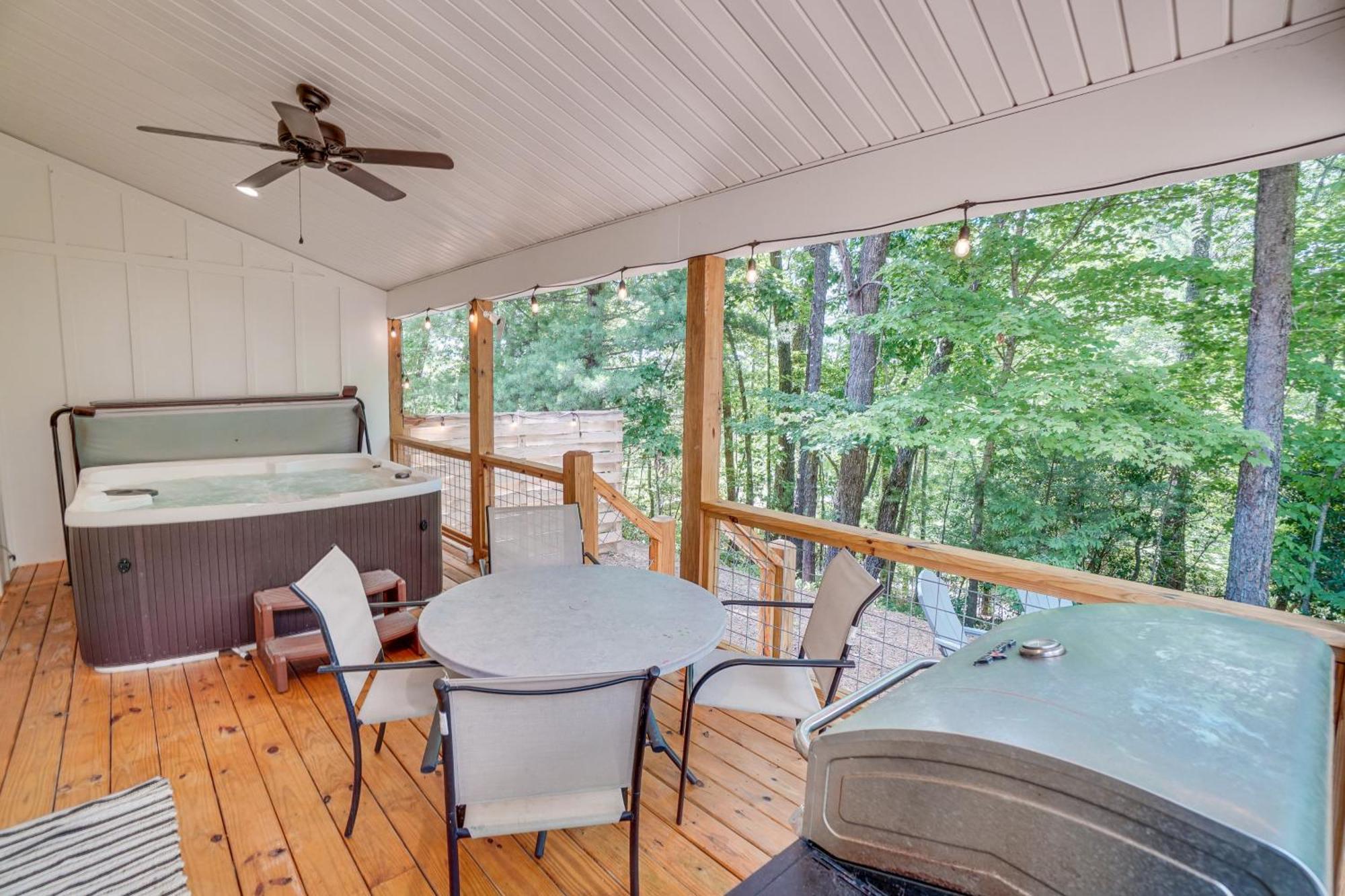 Stunning Helen Getaway With Hot Tub And Ev Charger!别墅 外观 照片